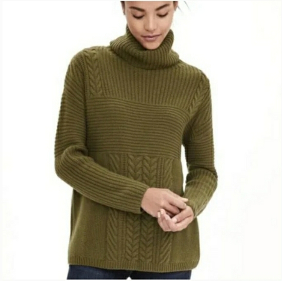 Banana Republic Sweaters | Banana Republic x Todd \u0026 Duncan Scottish Cashmere Sweater | Small | Olive | Color: Green | Size: S | Jaleelhendricks's